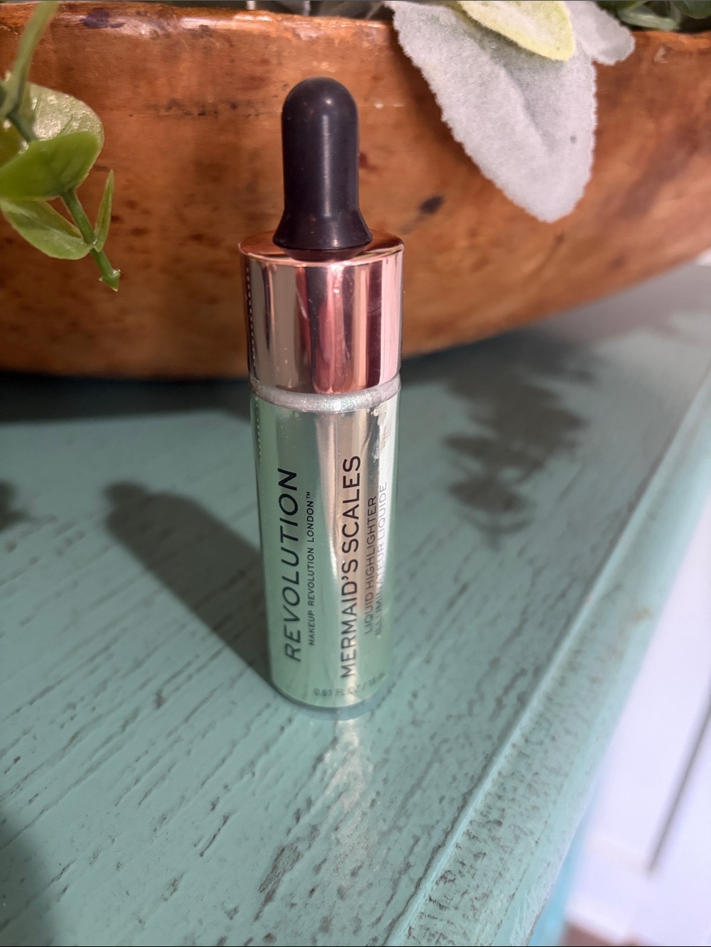 Revolution Mermaid's Scales Iridescent Highlighter - Green